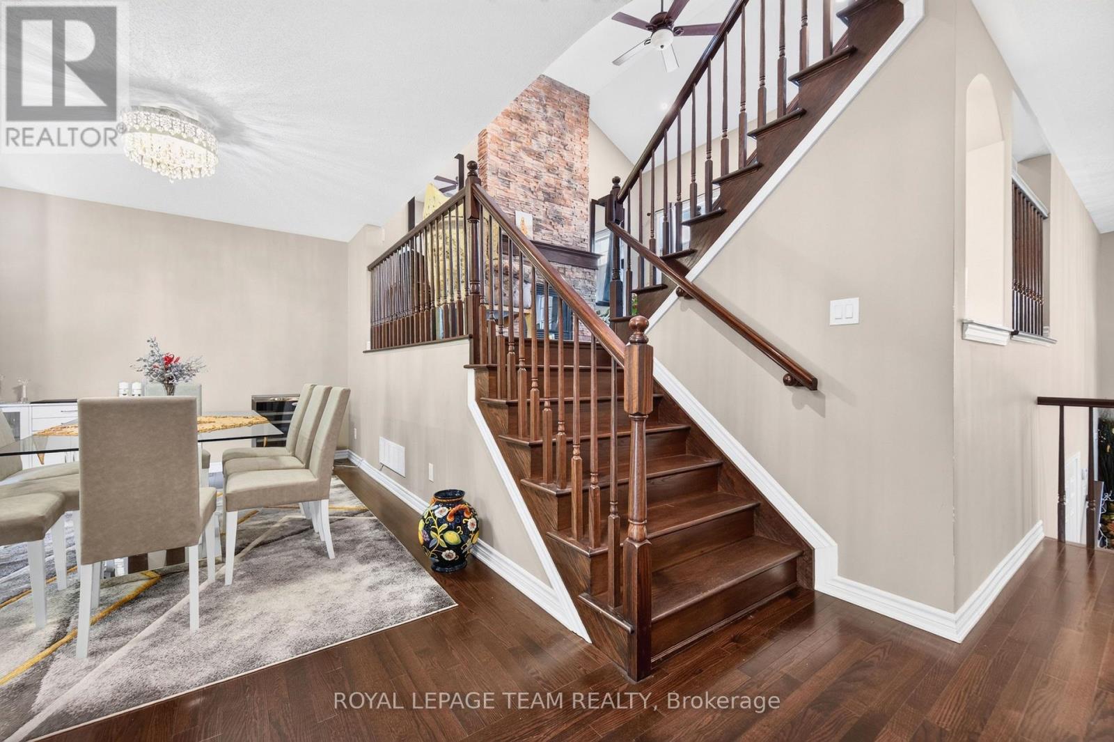 340 Gallantry Way Property Photo 11