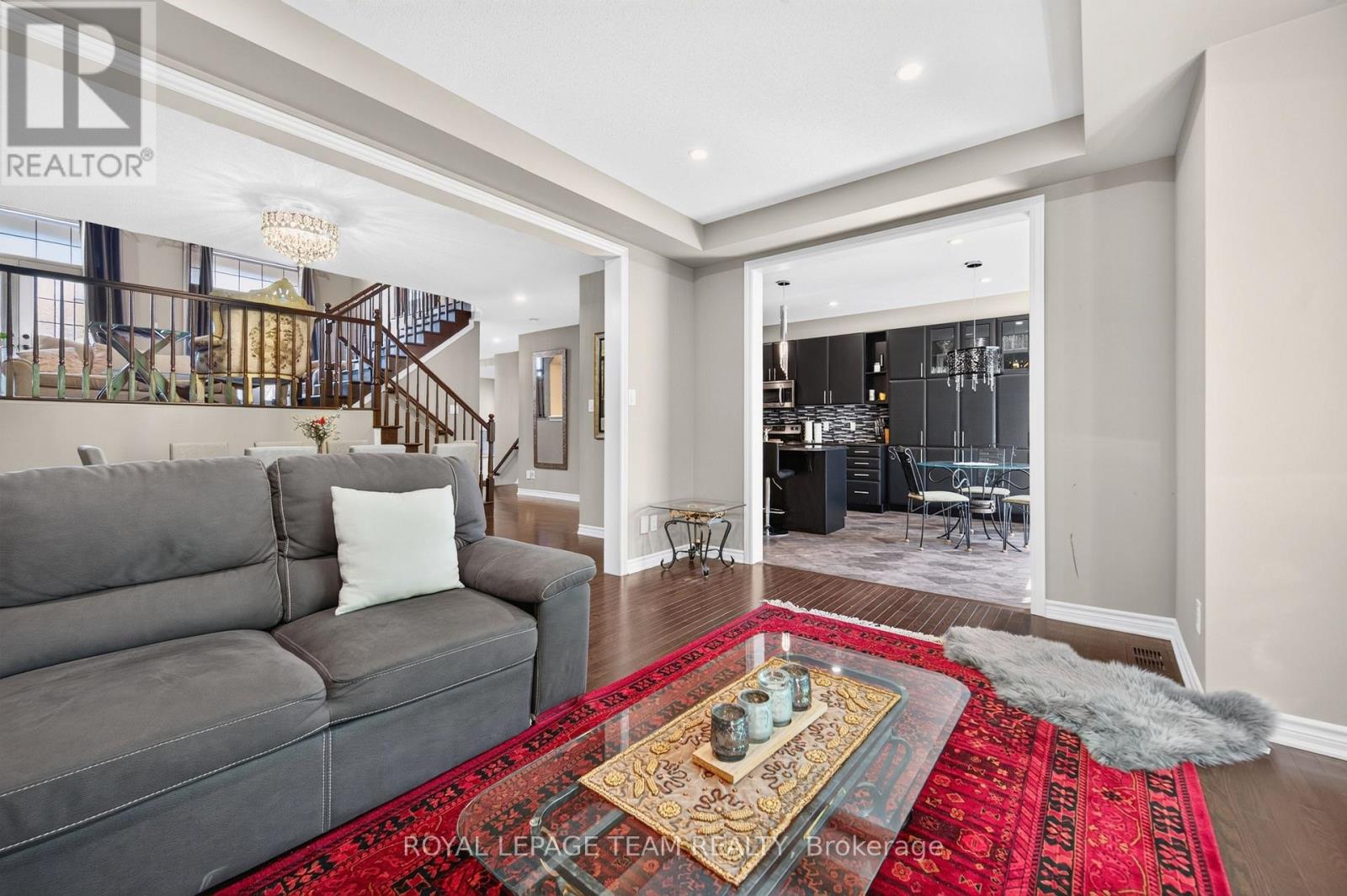 340 Gallantry Way Property Photo 16