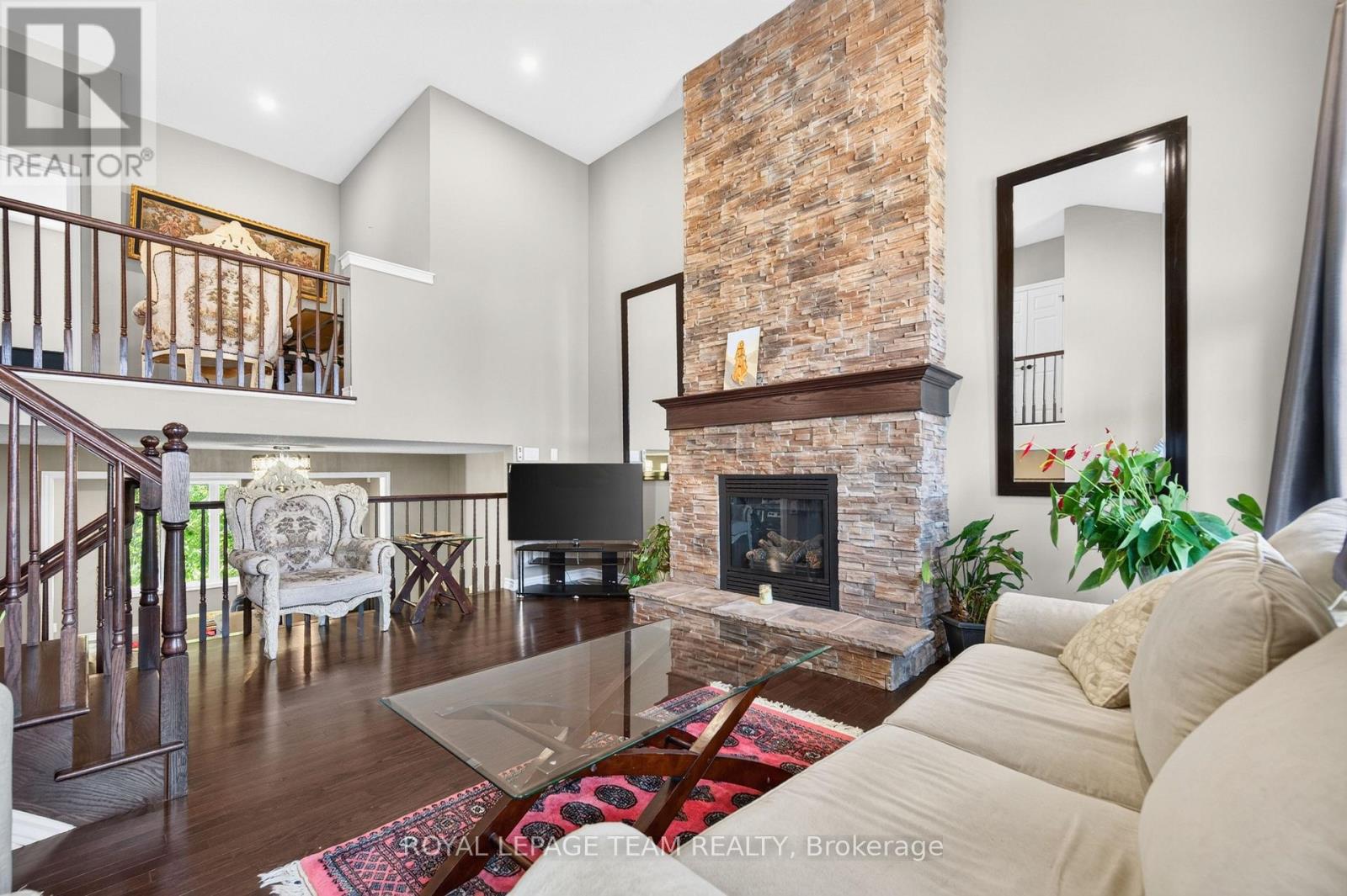 340 Gallantry Way Property Photo 25