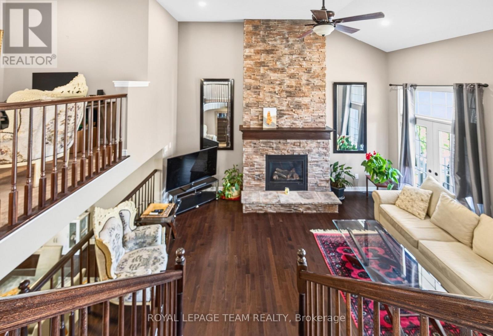 340 Gallantry Way Property Photo 27