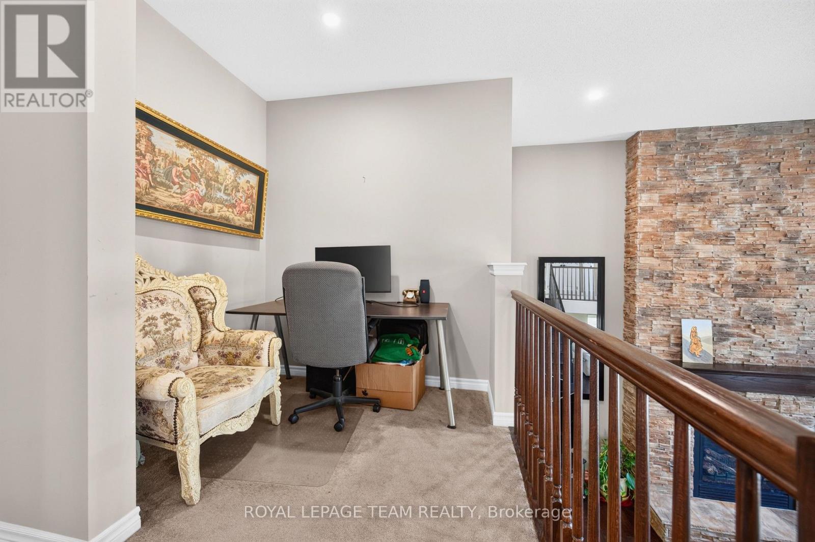 340 Gallantry Way Property Photo 28