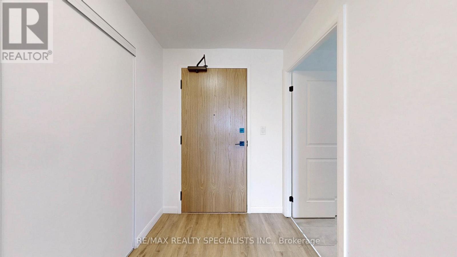 809 - 7 Erie Avenue Property Photo 21