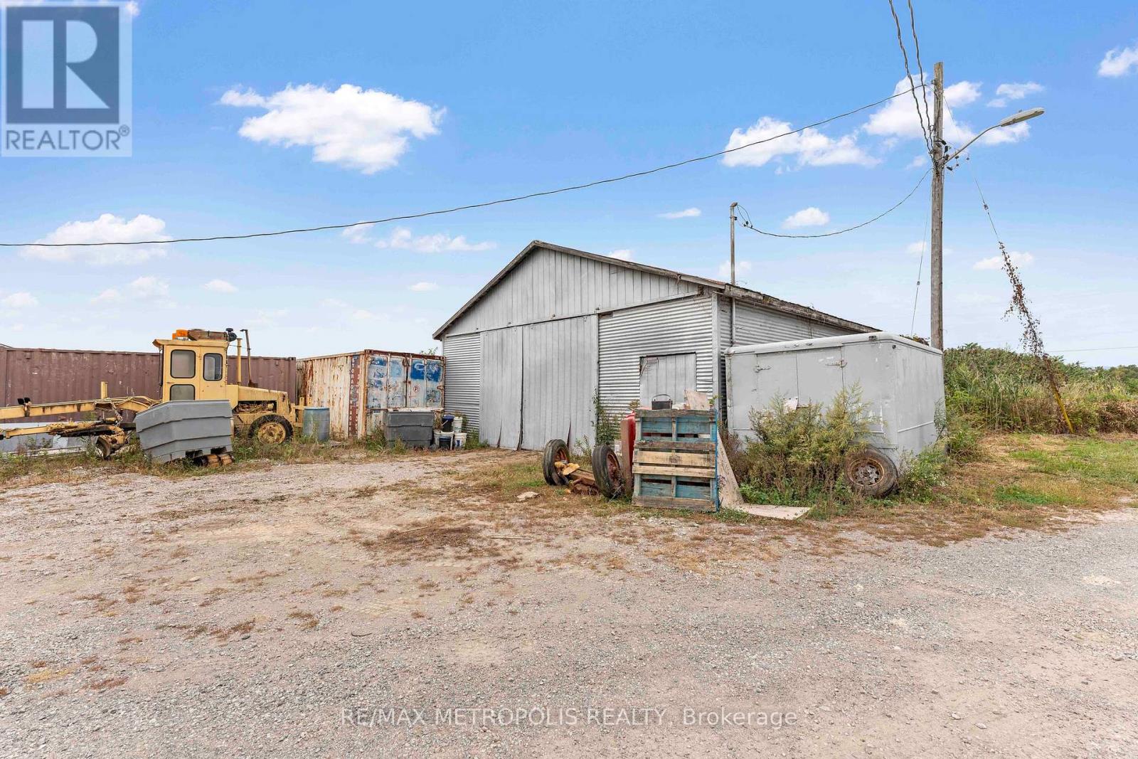 4175 Netherby Road Property Photo 7