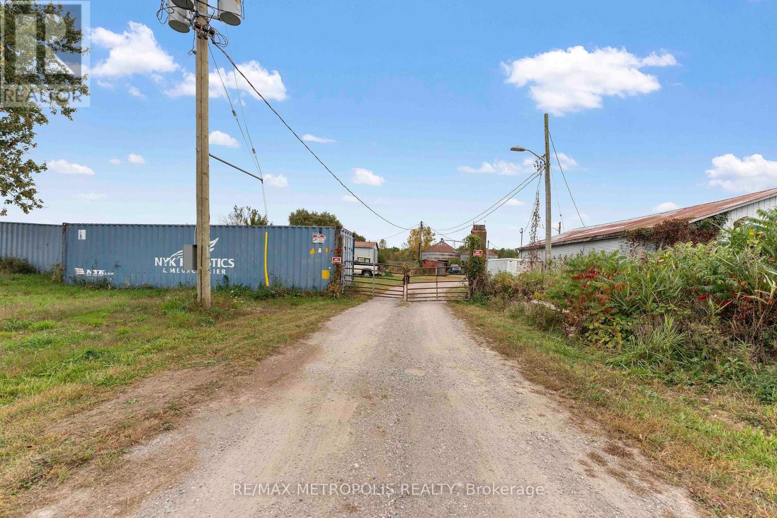 4175 Netherby Road Property Photo 11