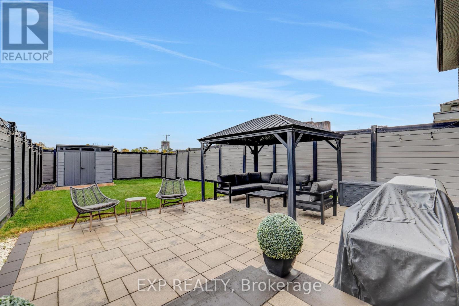 312 Squadron Crescent Property Photo 47