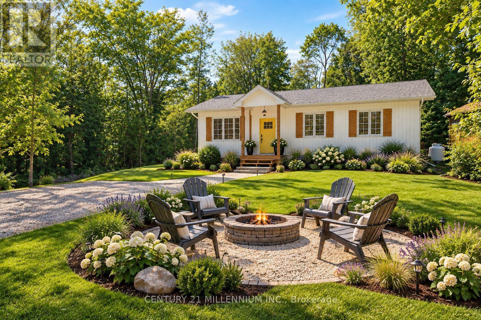 34 ROLLING HILLS DRIVE Property Photo 1