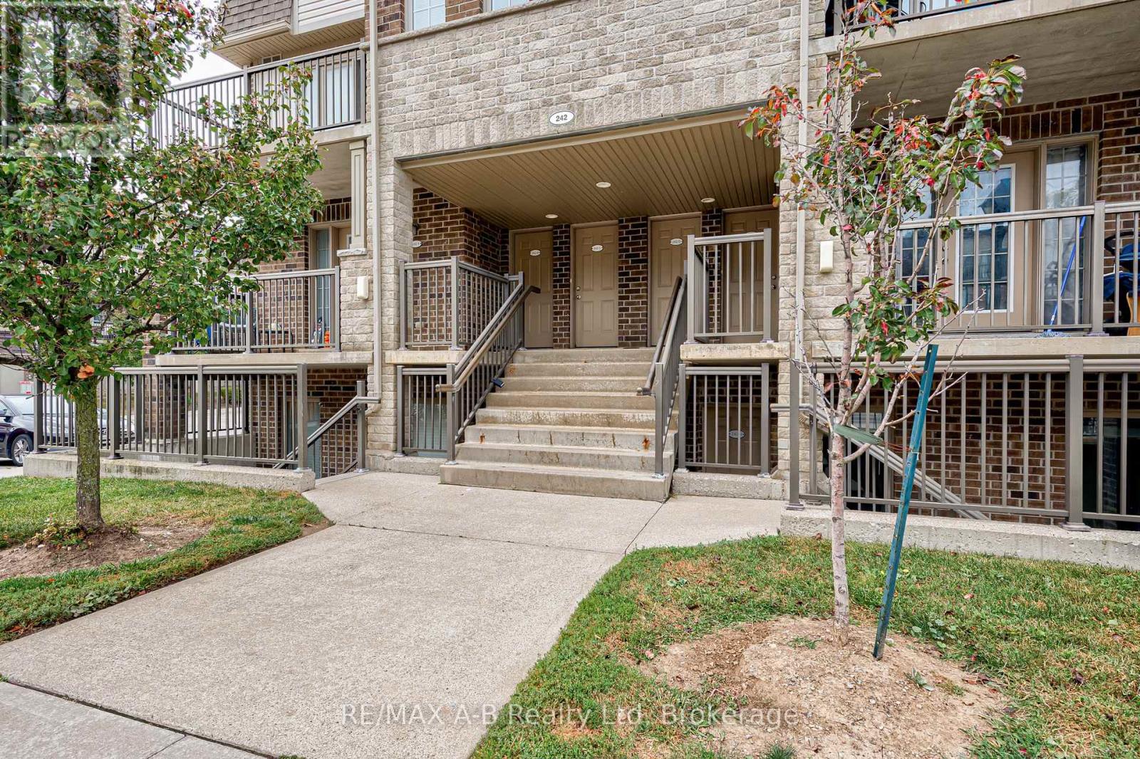 H - 242 Rachel Crescent Property Photo 28