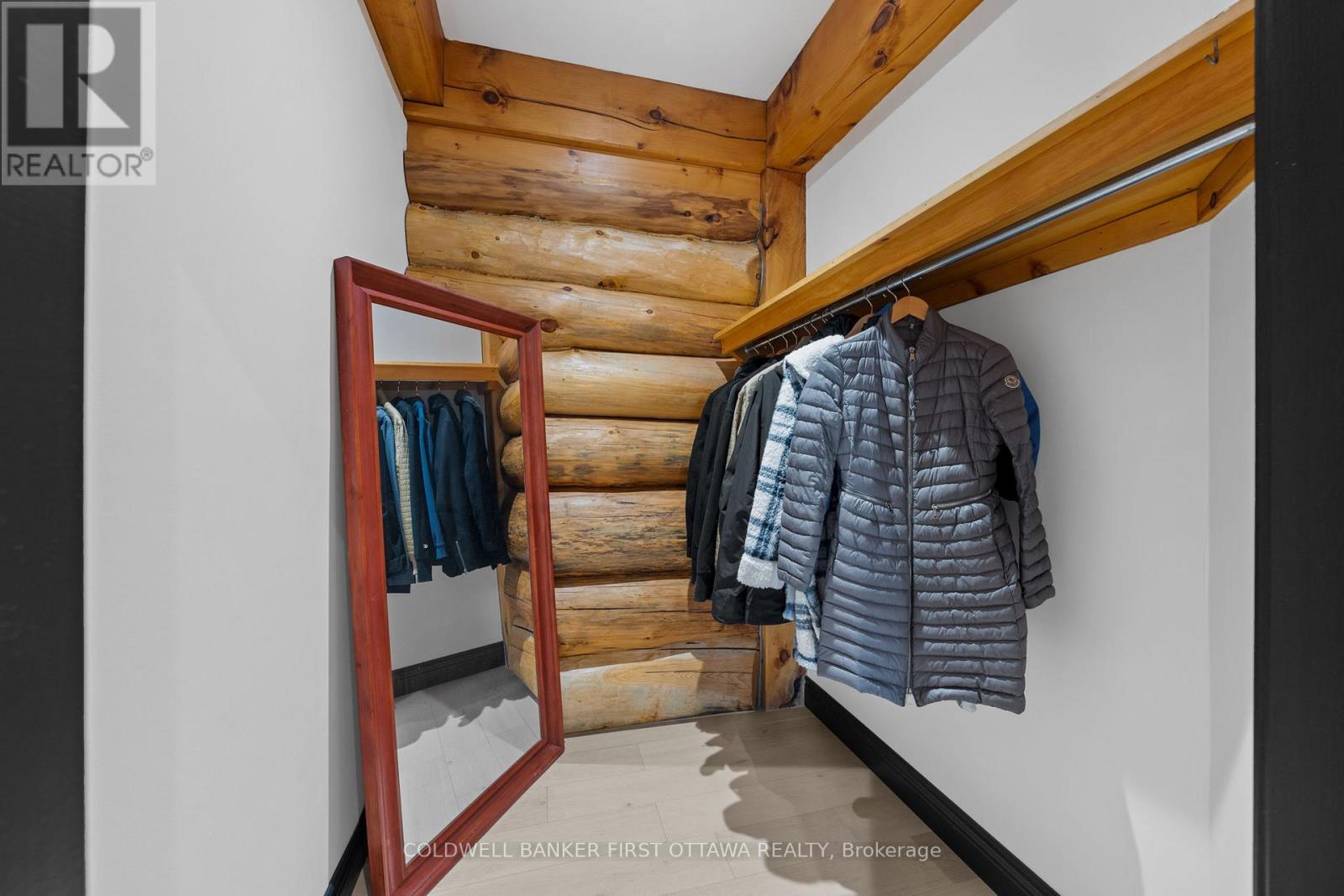 9 Lucas Lane Property Photo 19