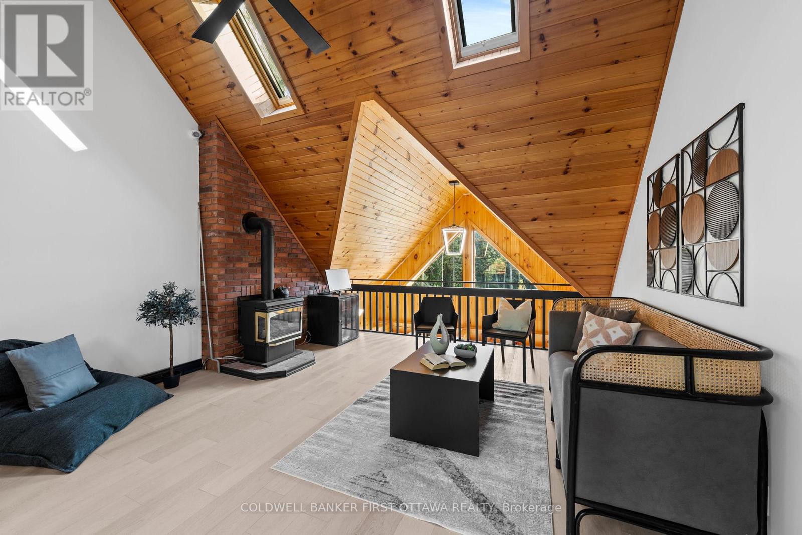 9 Lucas Lane Property Photo 21