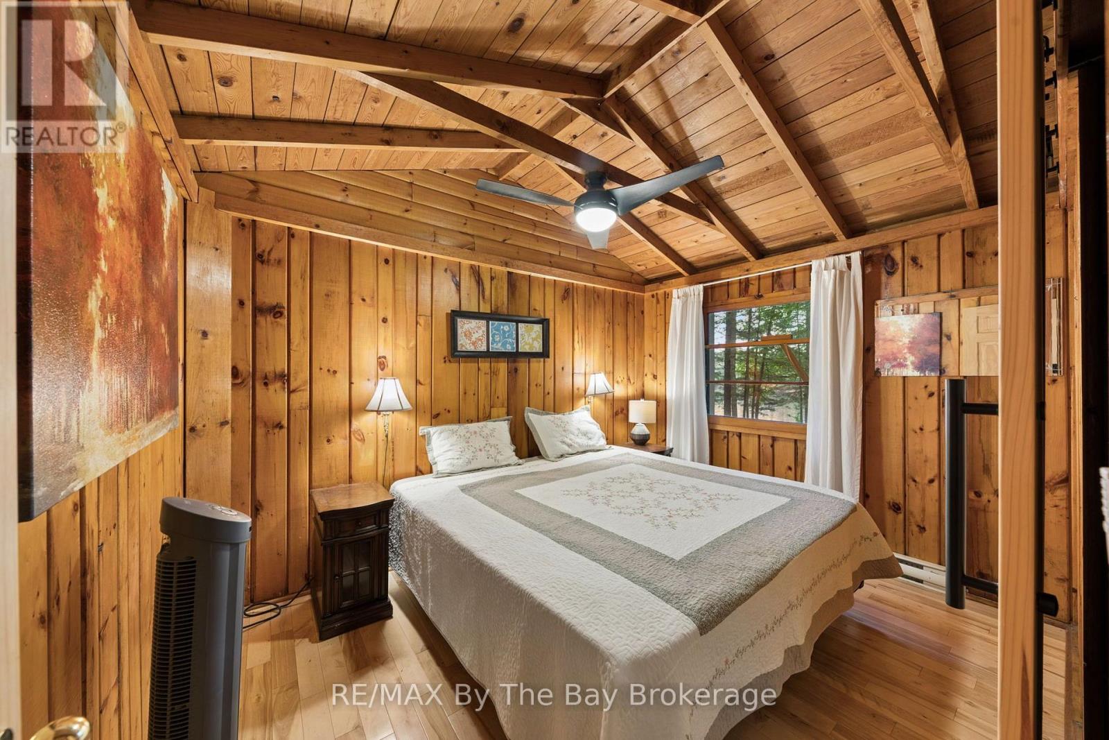 10158 Georgian Bay Shore Property Photo 40