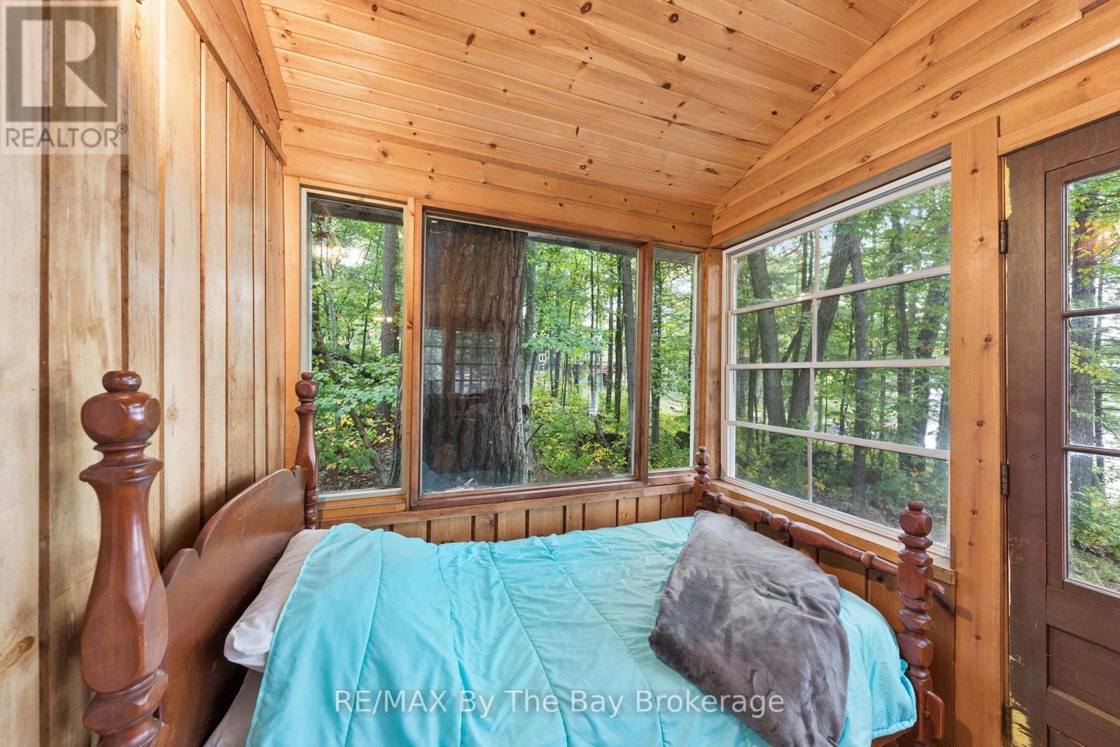 10158 Georgian Bay Shore Property Photo 43