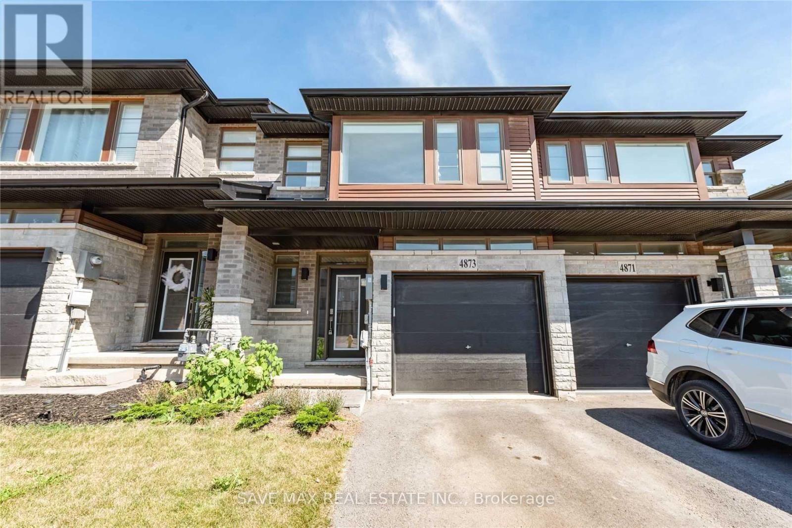 4873 Connor Drive Photo de la propriété 1