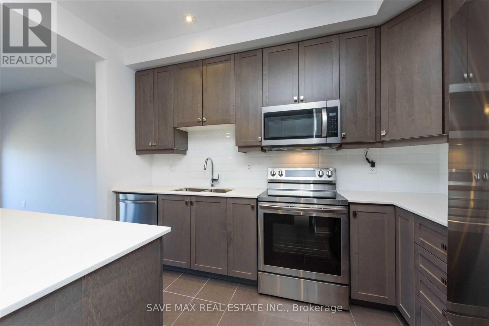4873 Connor Drive Property Photo 14