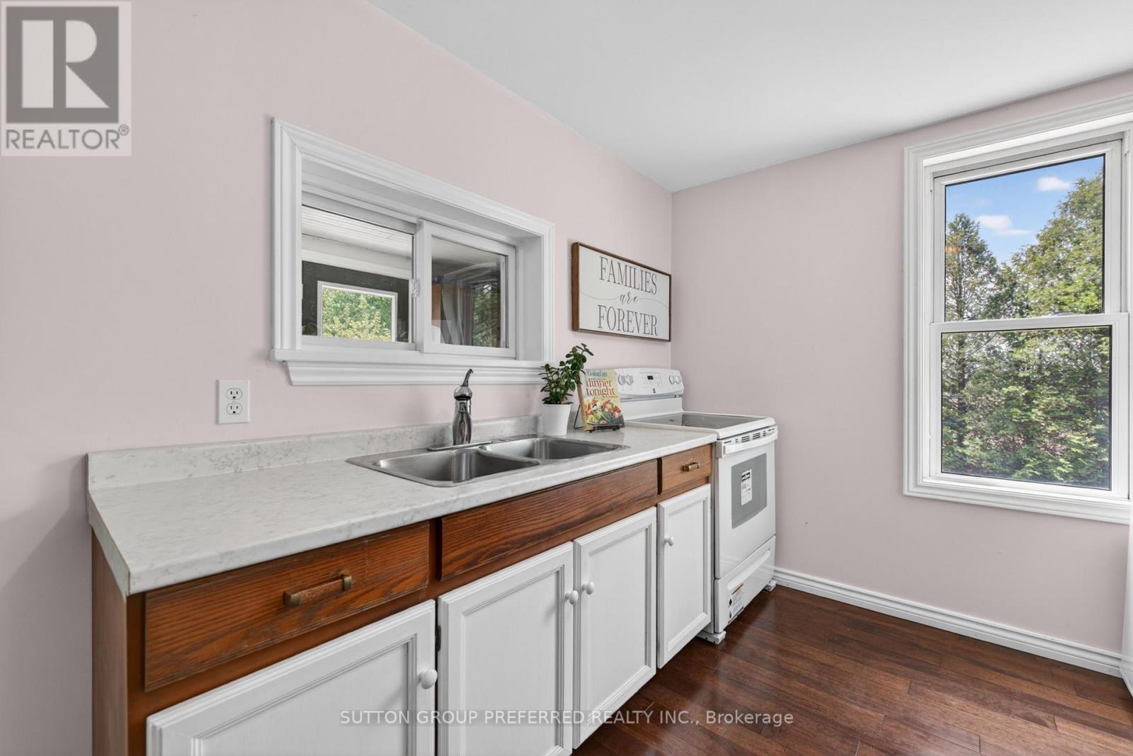 15772 Turin Line Property Photo 11