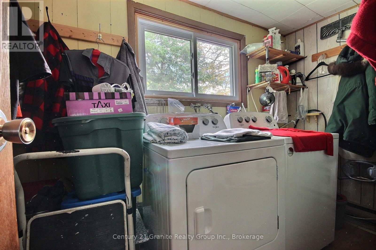 1051 Halls Lake Road Property Photo 17