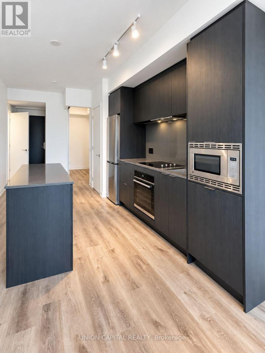 618 - 101 John Street N Property Photo 2