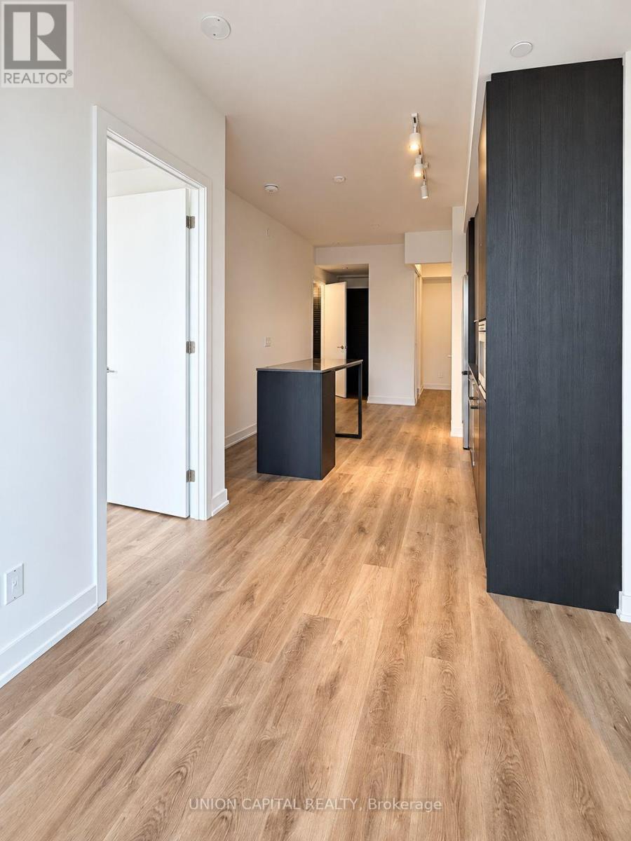618 - 101 John Street N Property Photo 4