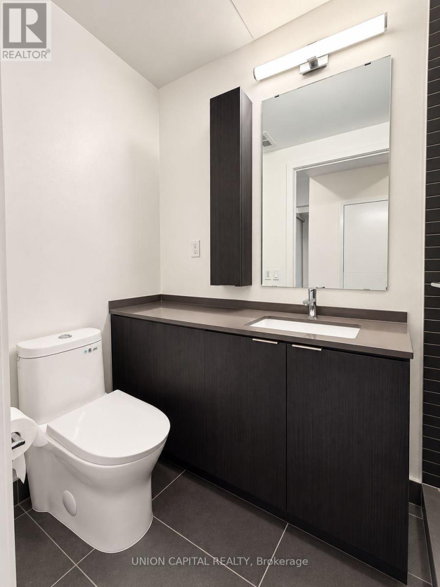 618 - 101 John Street N Property Photo 8