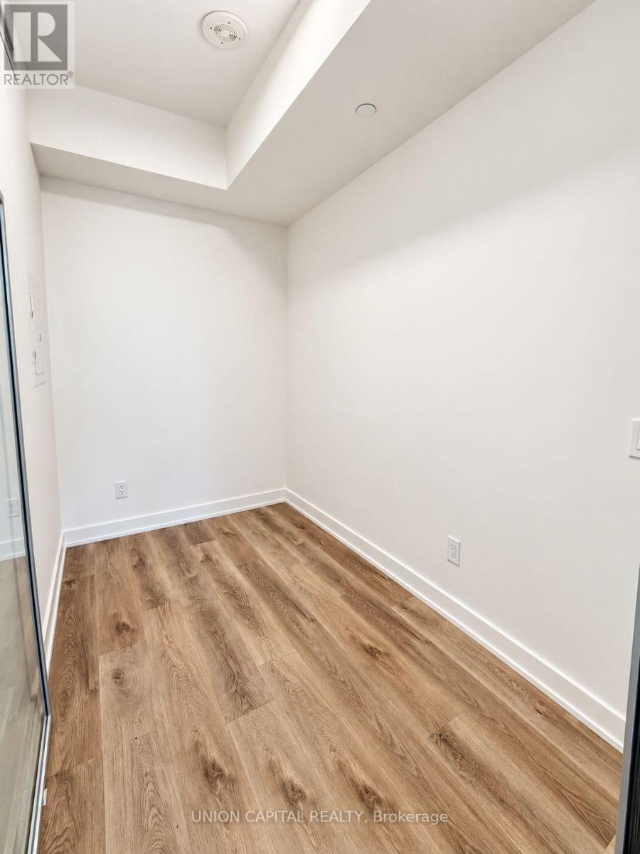 618 - 101 John Street N Property Photo 10