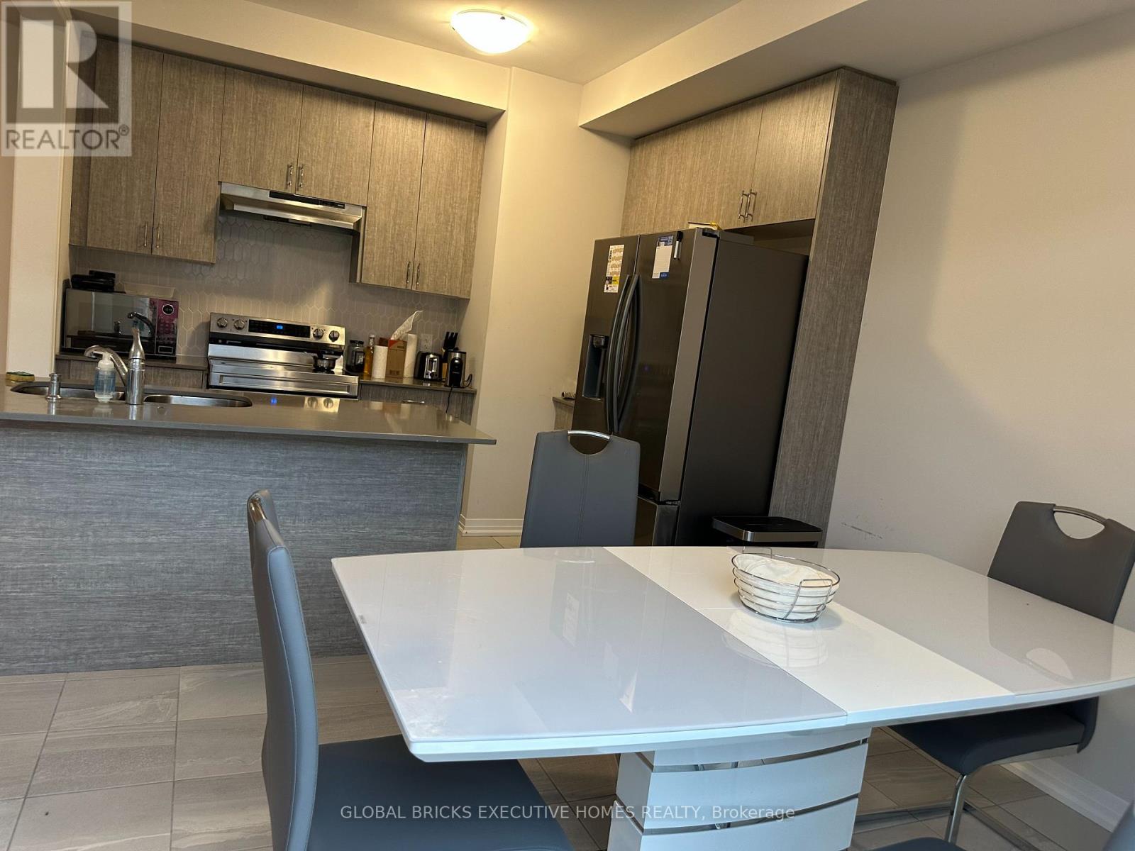 20 Blacklock Street Property Photo 10
