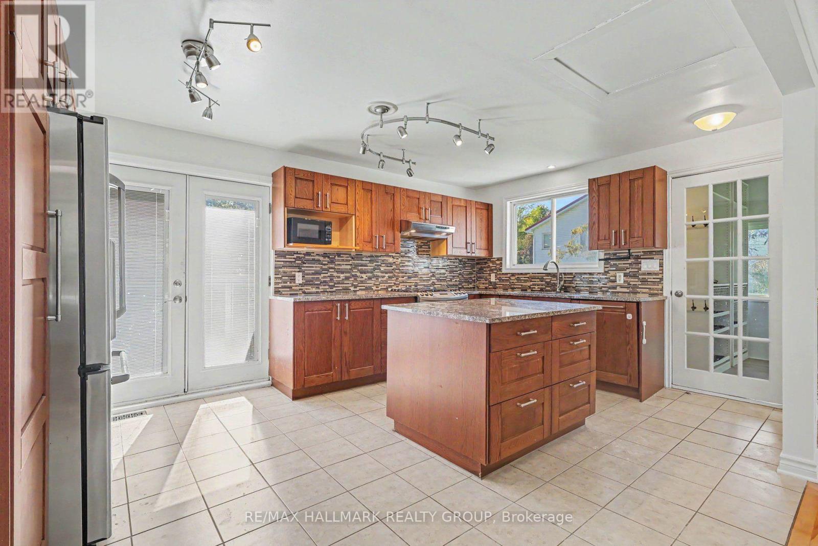 7220 Mitch Owens Road Property Photo 10