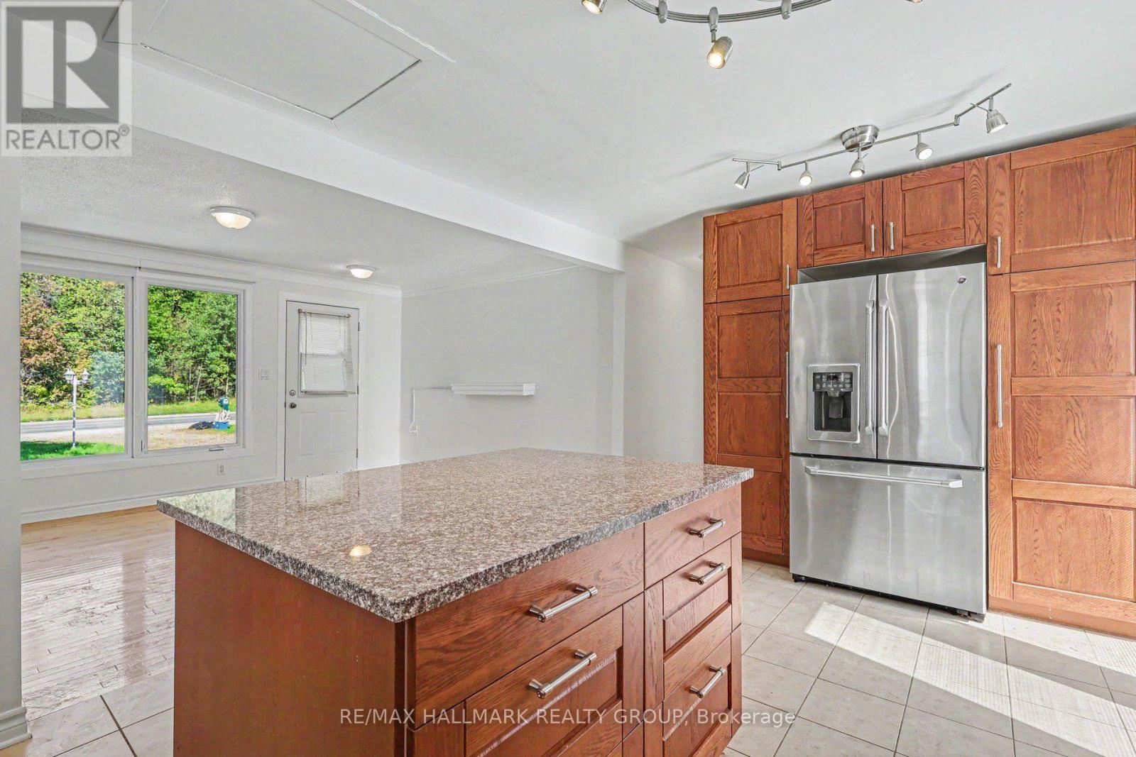 7220 Mitch Owens Road Property Photo 12