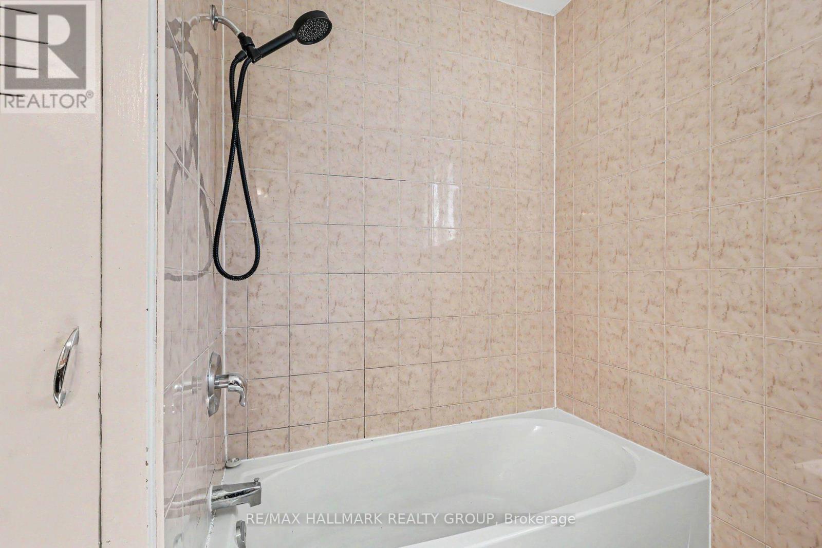 7220 Mitch Owens Road Property Photo 24
