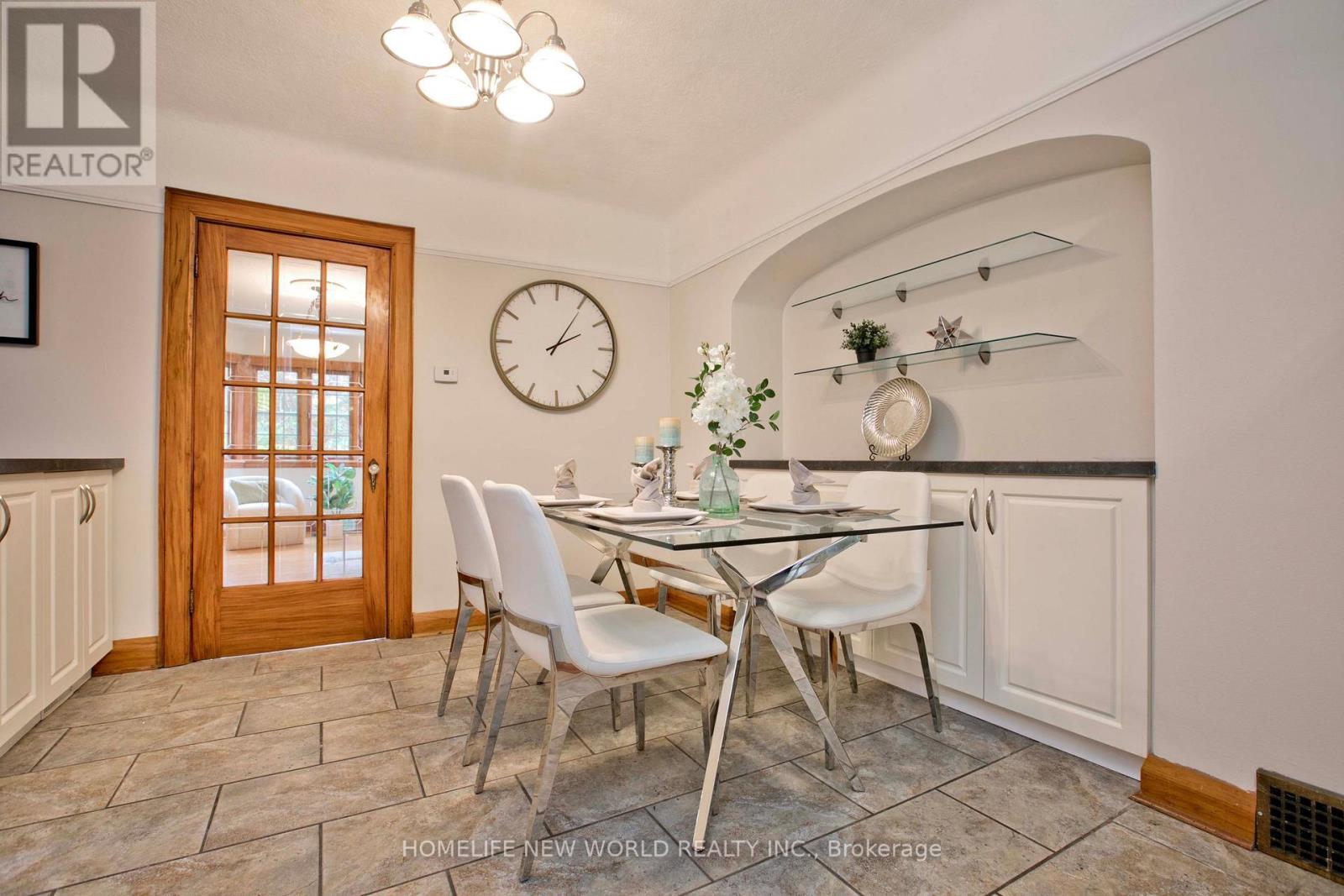 74 Haddon Avenue N Property Photo 15