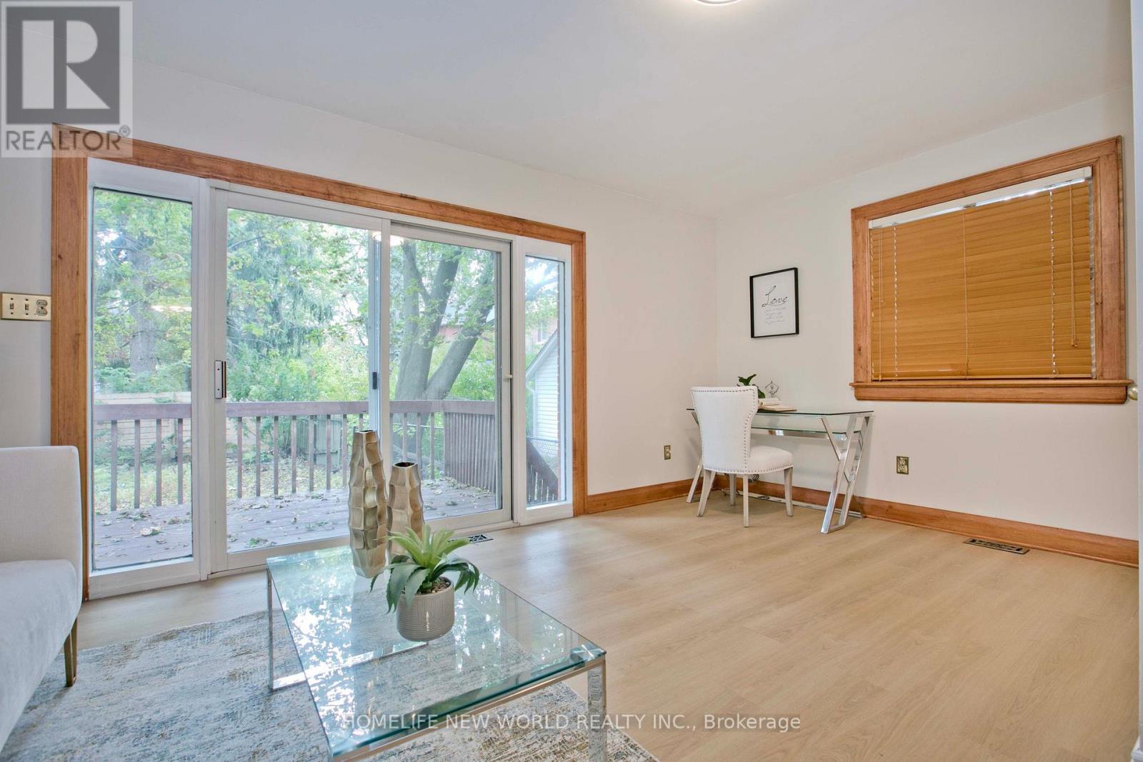 74 Haddon Avenue N Property Photo 17