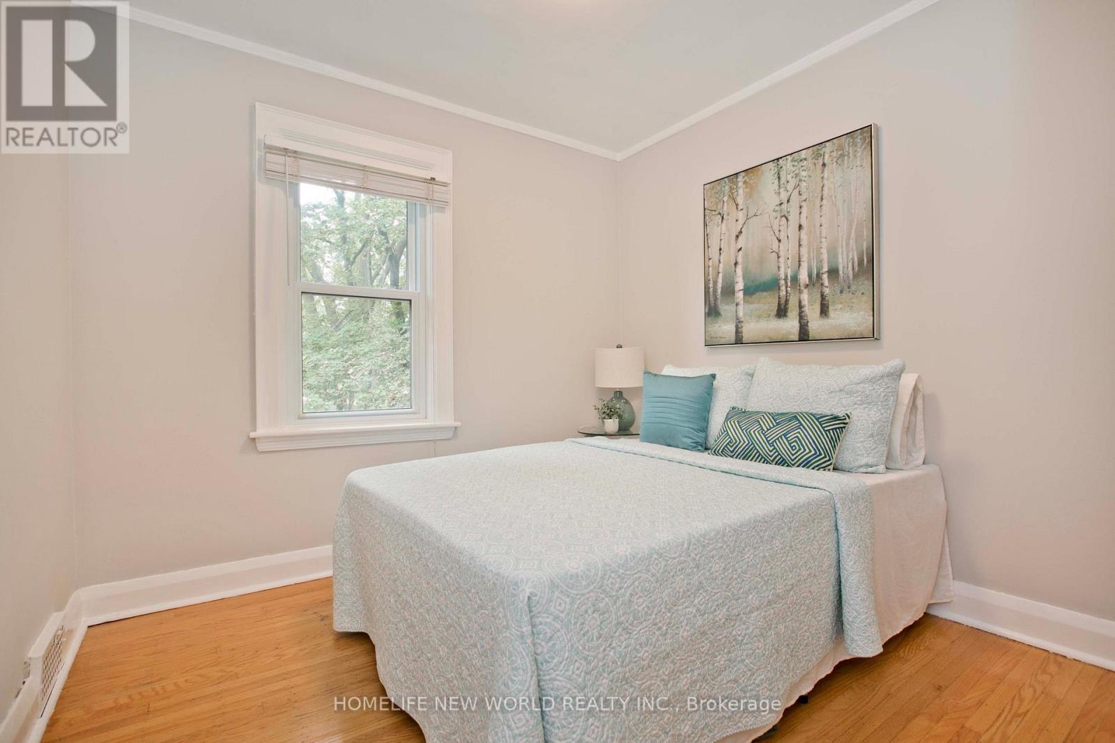 74 Haddon Avenue N Property Photo 26