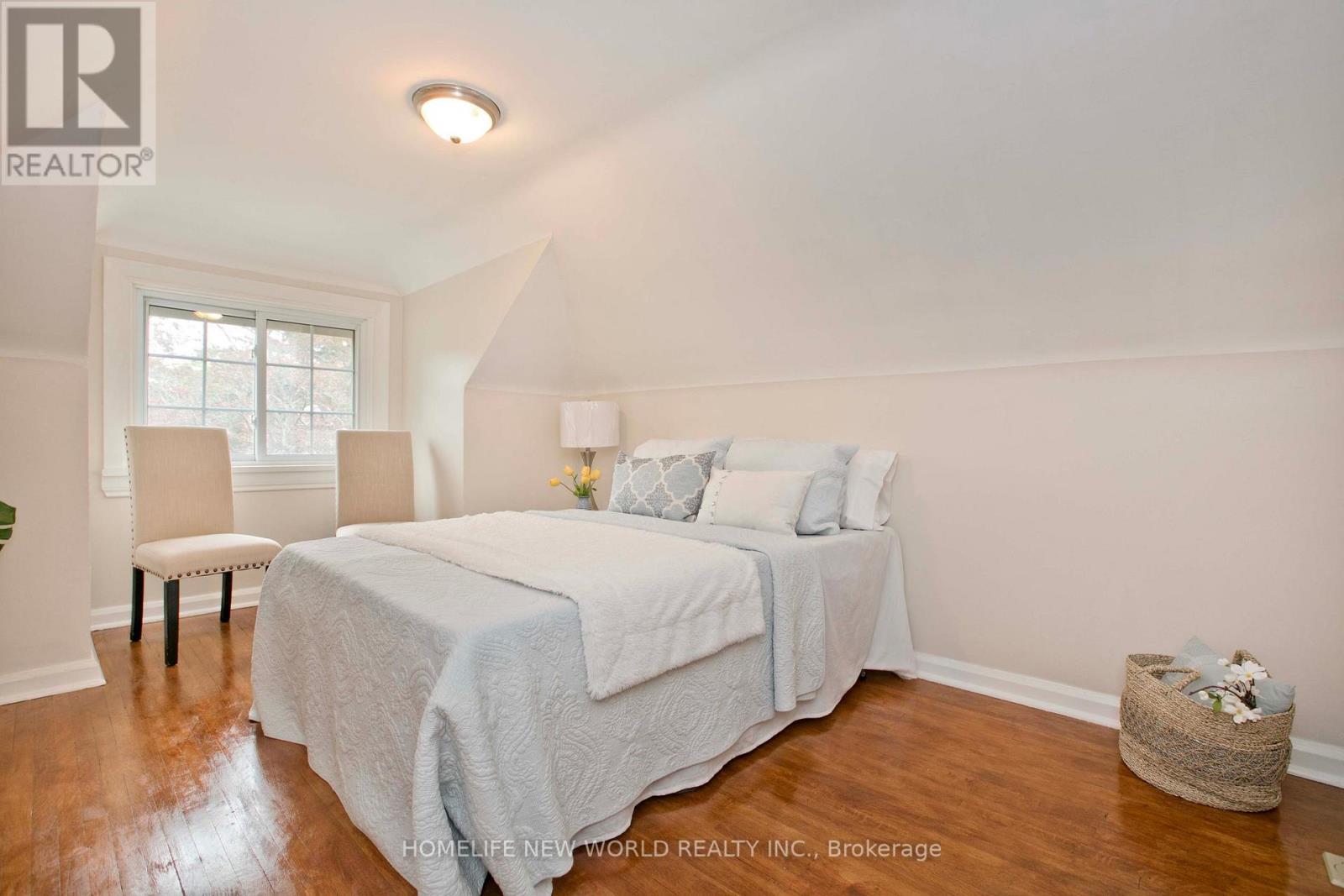 74 Haddon Avenue N Property Photo 29