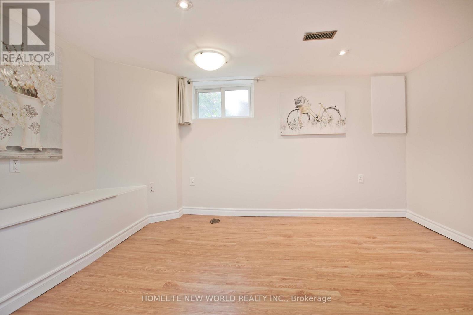 74 Haddon Avenue N Property Photo 30