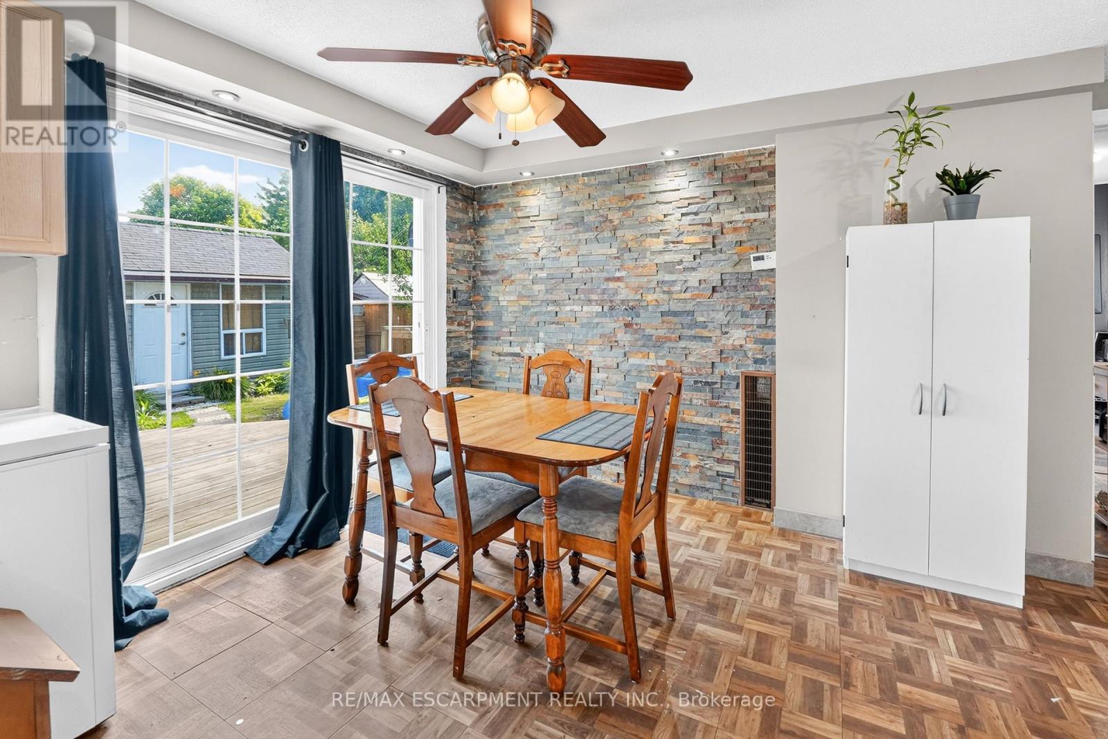503 John Street Property Photo 12