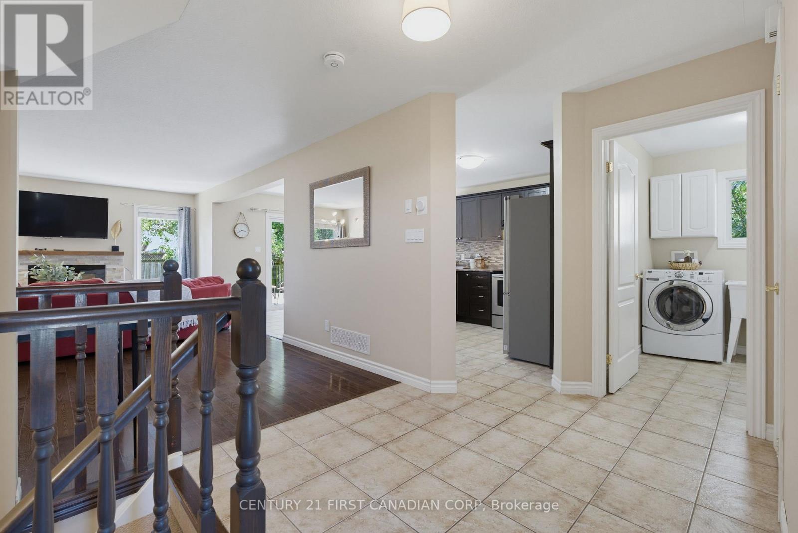 1197 Smither Road Property Photo 6