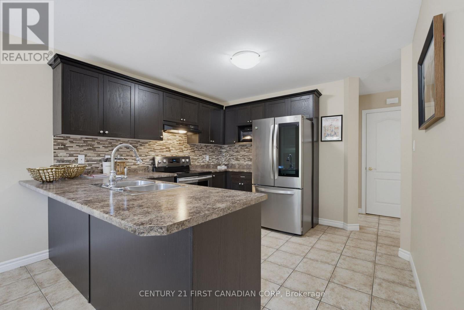 1197 Smither Road Property Photo 11