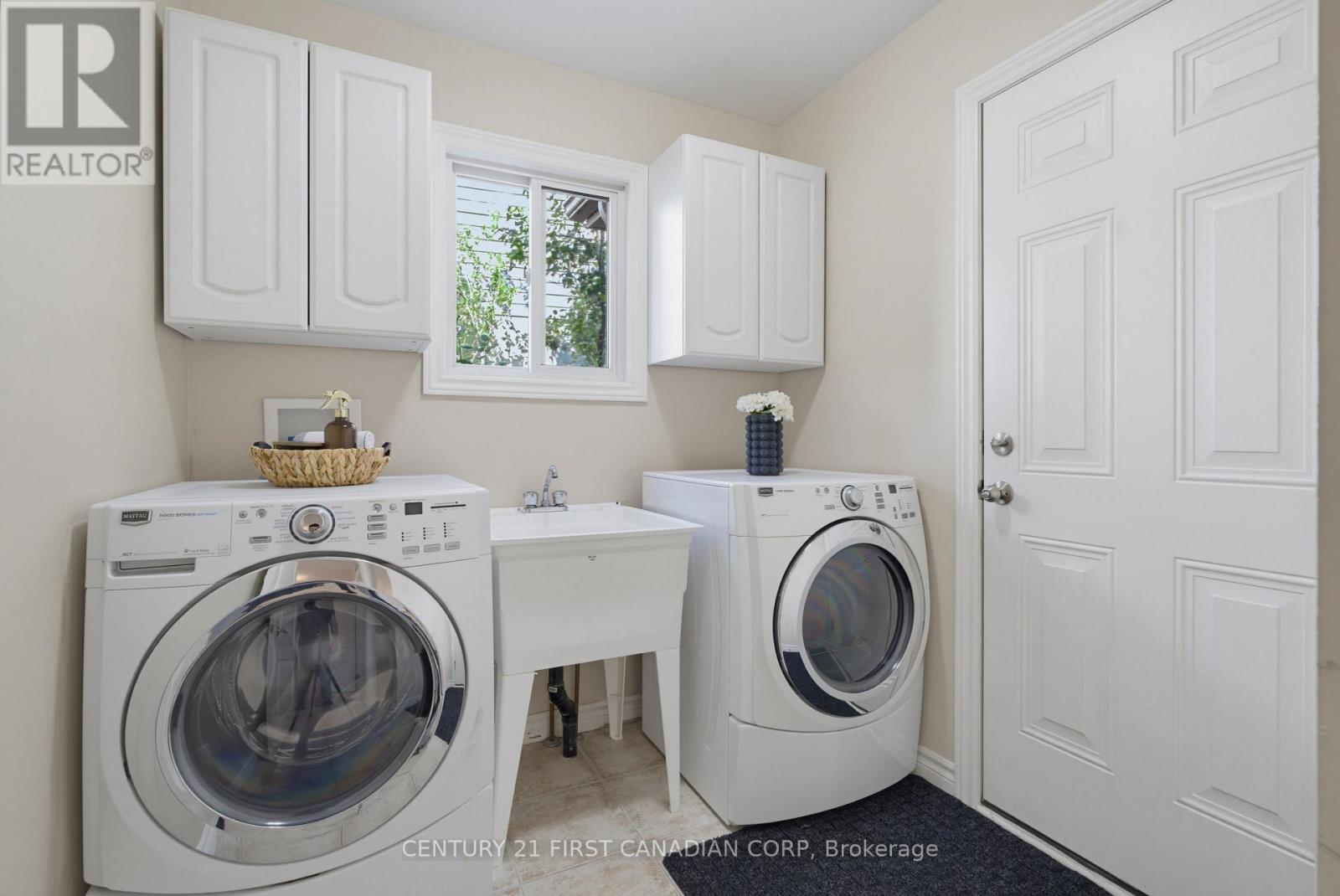 1197 Smither Road Property Photo 17