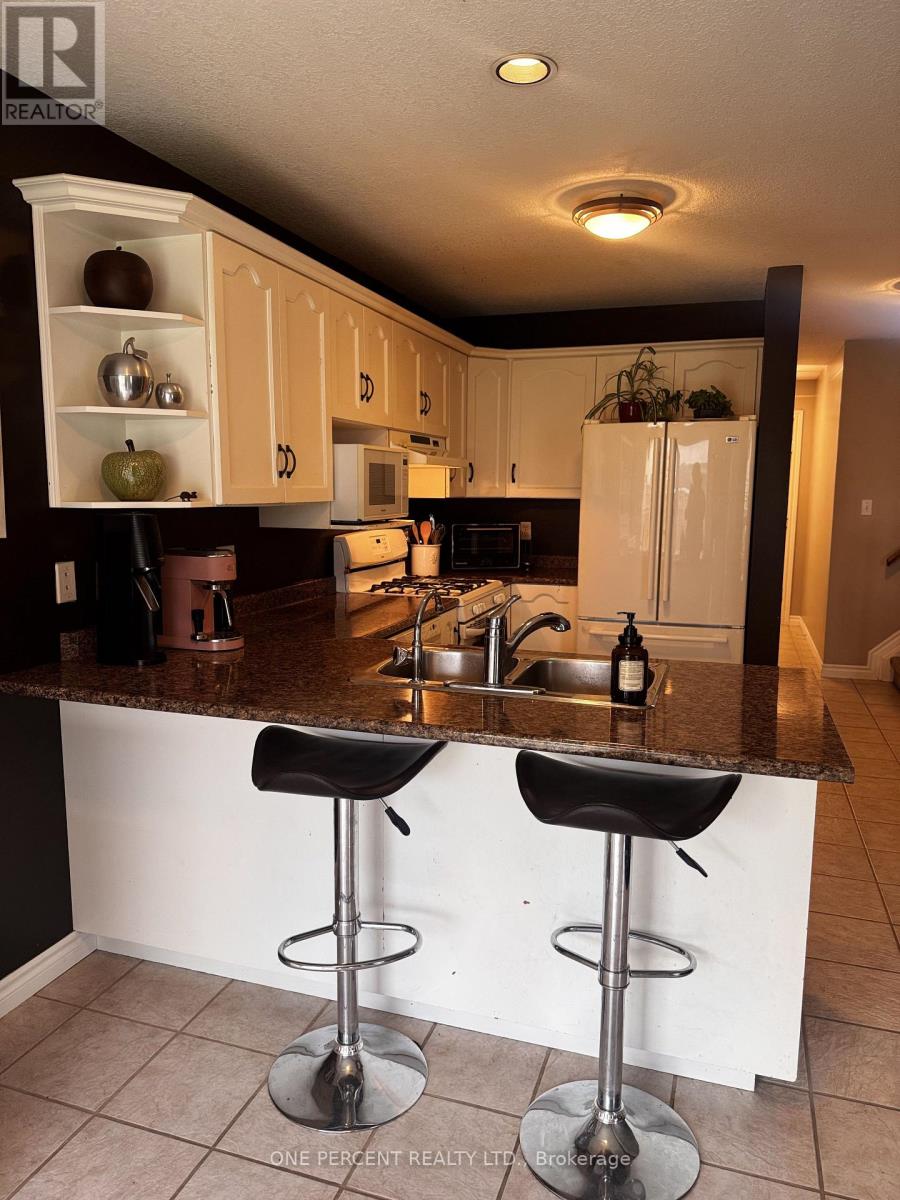 459 Albert Street Property Photo 12