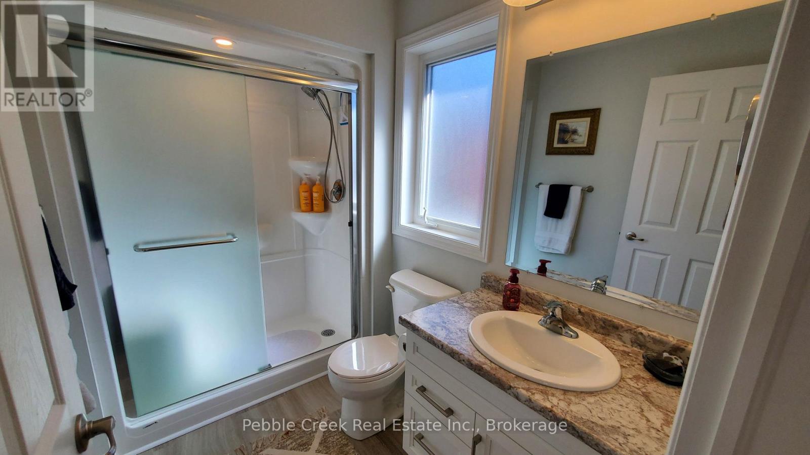 83 Huron Heights Drive Property Photo 11