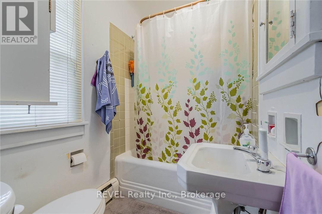 185 James Street Property Photo 5