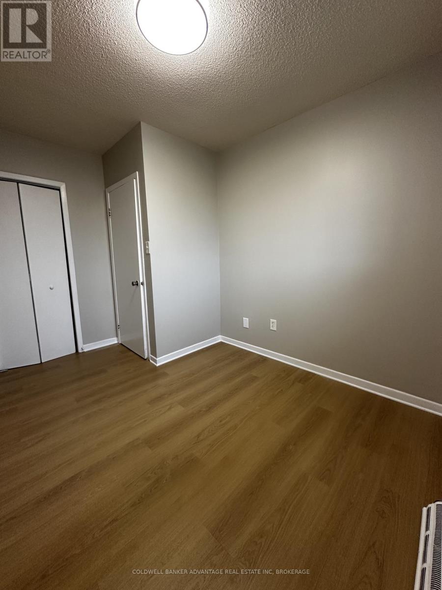 23 Fairlawn Crescent Property Photo 7