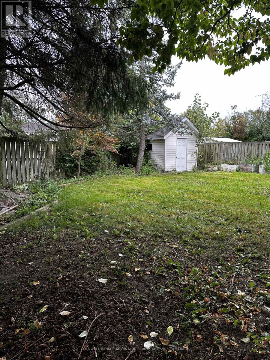23 Fairlawn Crescent Property Photo 16