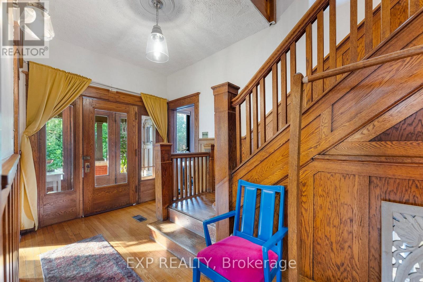 48 Hall Avenue E Property Photo 6