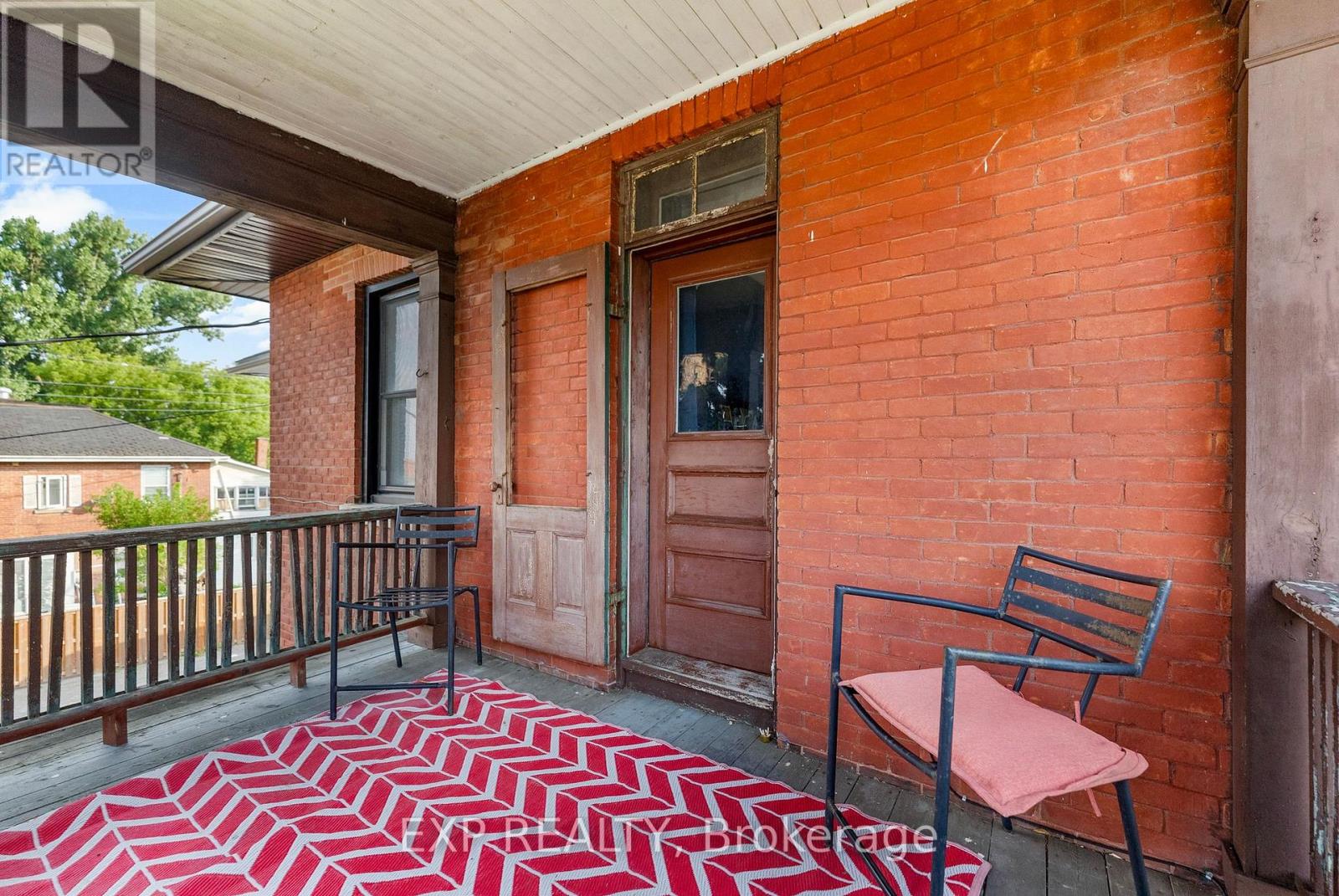 48 Hall Avenue E Property Photo 34
