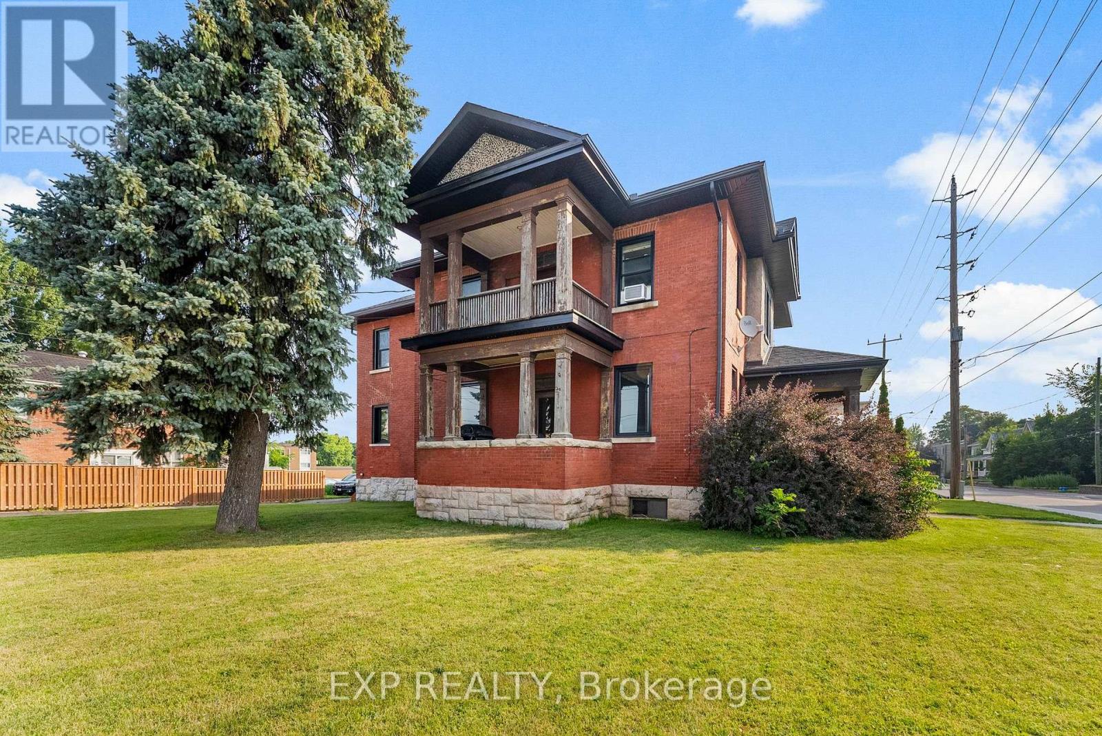 48 Hall Avenue E Property Photo 49