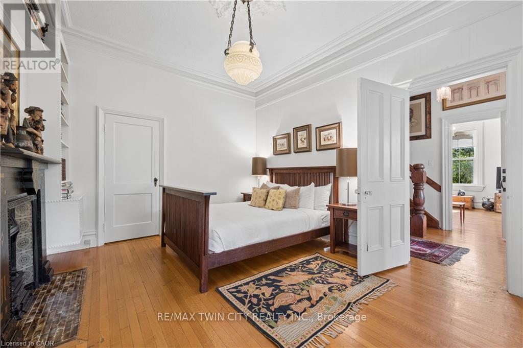66 Park Hill Road E Property Photo 16