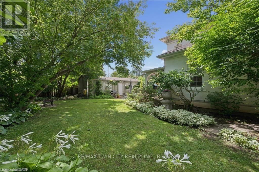 66 Park Hill Road E Property Photo 44