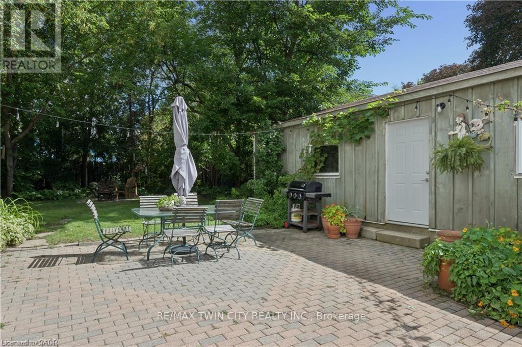 66 Park Hill Road E Property Photo 45