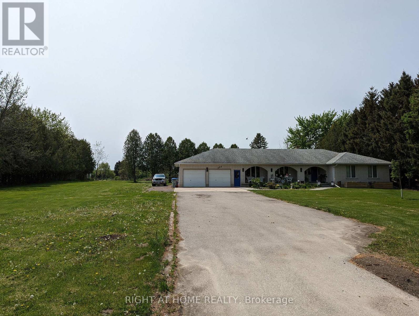 392 Second Street Property Photo 2
