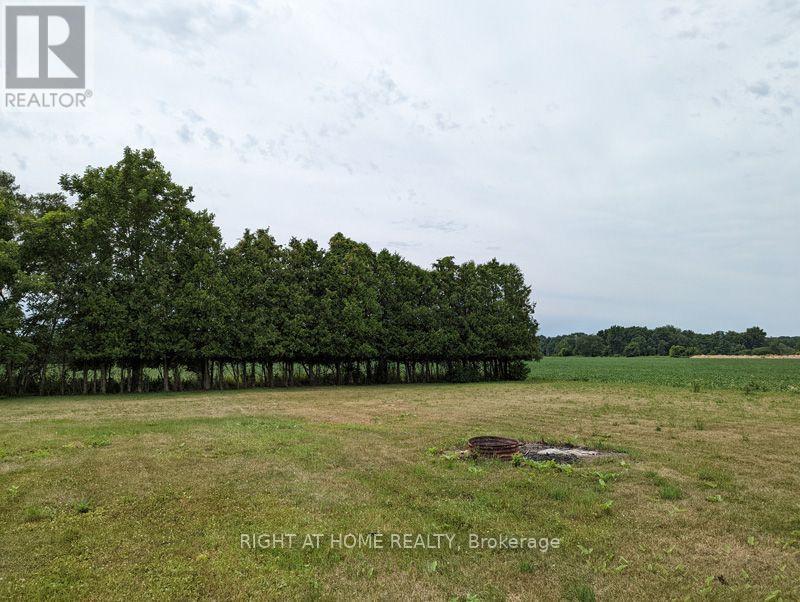 392 Second Street Property Photo 6