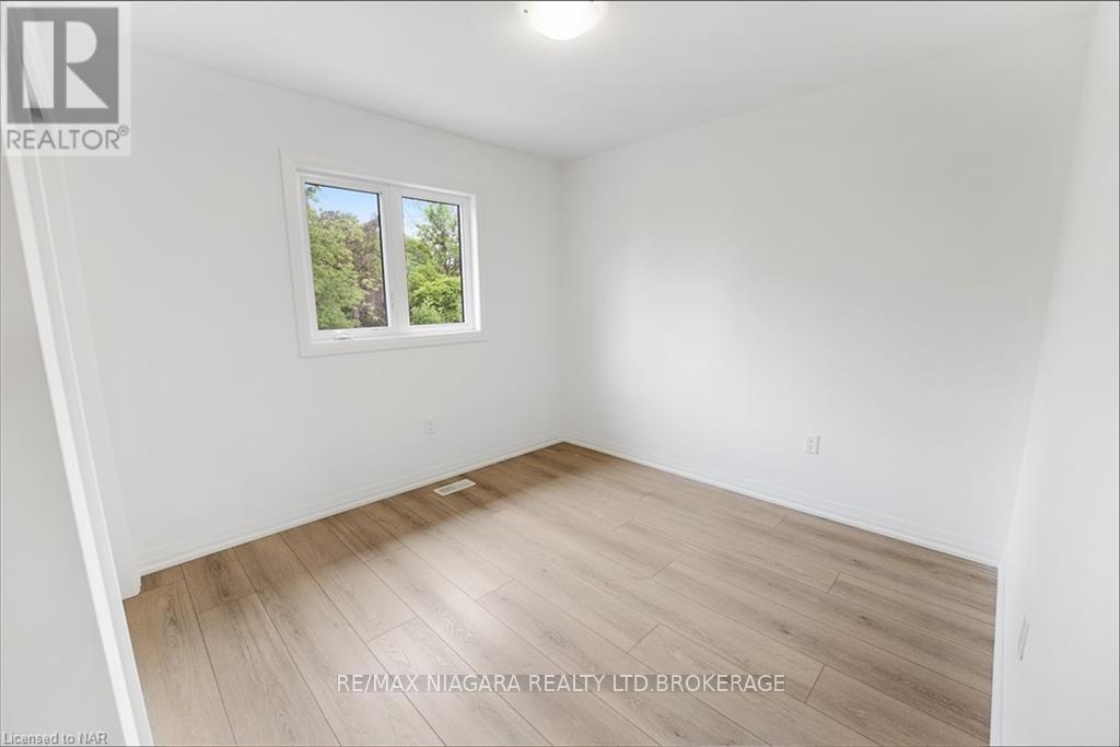88 - 4552 Portage Road Property Photo 13